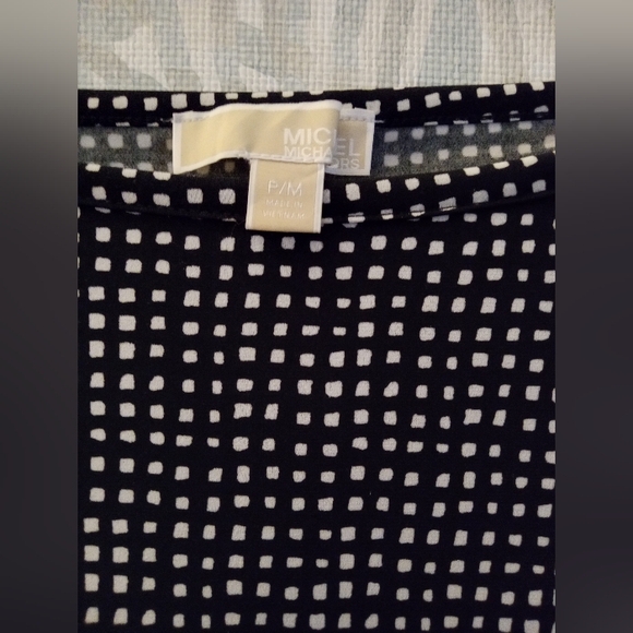 Michael Kors, Mid Dress, Size Petite Medium - Picture 3 of 3